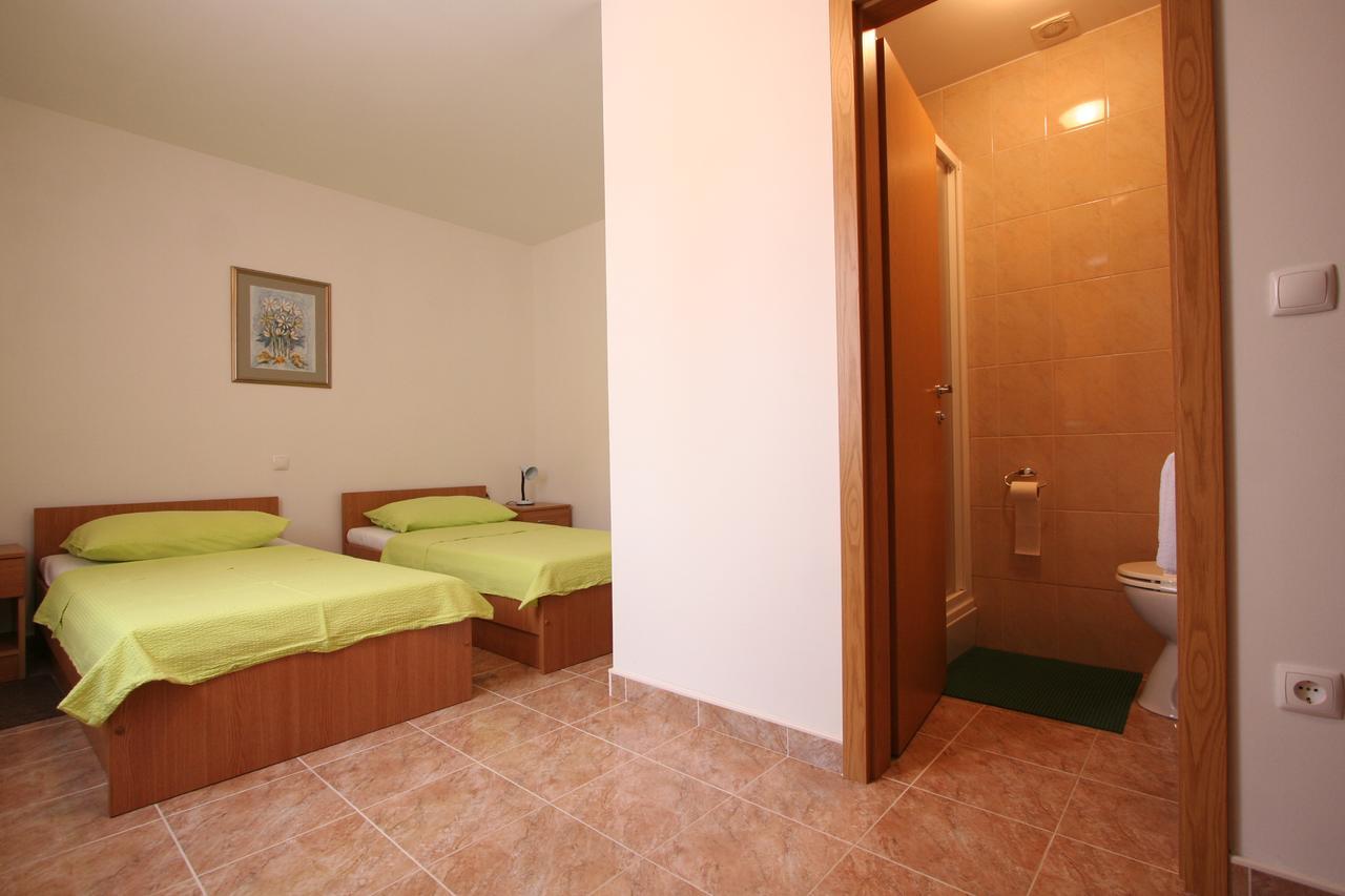 Motel Dobraドゥガ・レサ エクステリア 写真